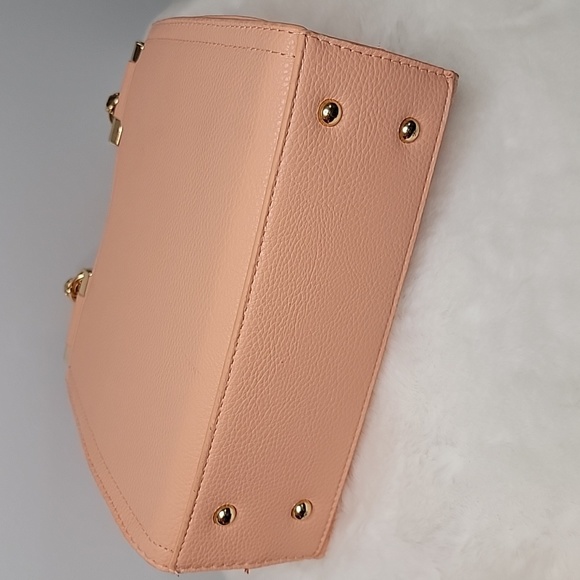 NWT Bebe Handbag or crossbody - Picture 10 of 10